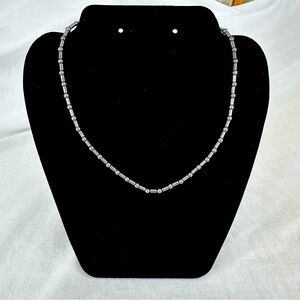 Short Black Beaded Necklace - New